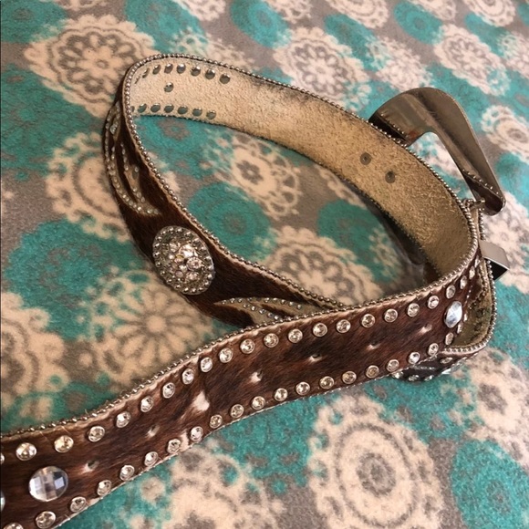 Cow Hide Belt - Picture 2 of 2